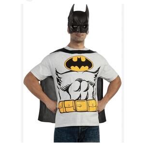 Batman Costume T-Shirt with Cape men’s medium